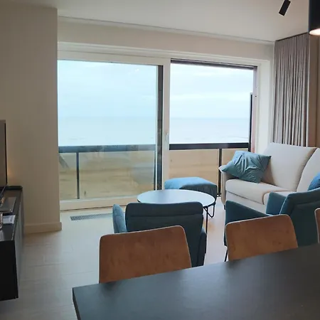 Nemrod 601 With Frontal Sea View Apartment Nieuwpoort