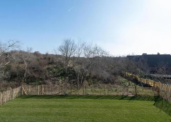 In By Sandy Beaches Nieuwpoort